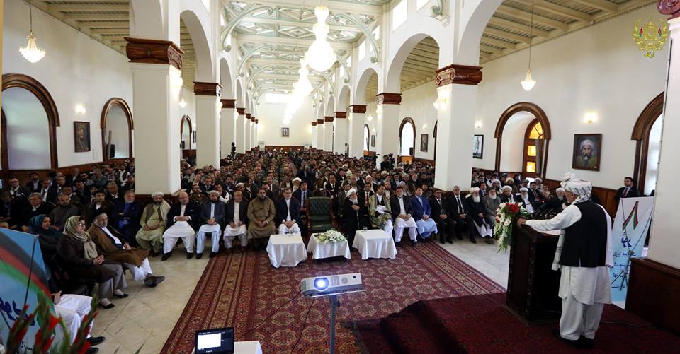 رییس‎جمهور در مراسم هشتم ثور: دولت در انتخابات مداخله نمی‎کند و پارلمان نیز نباید مداخله کند - تصویر سوم خبر