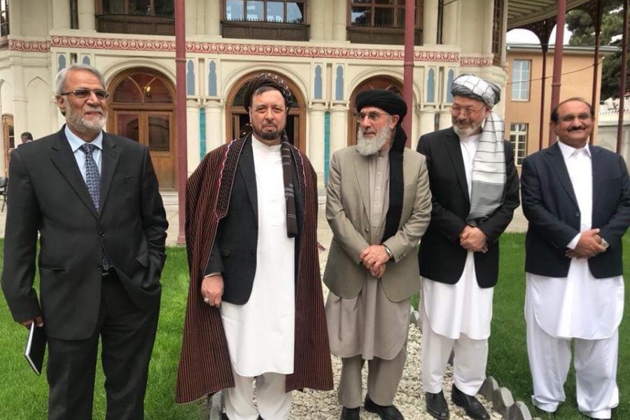 واکنش محقق به ادعای مشاجره لفظی او با حکمتیار در مورد تذکره الکترونیکی - خبرگزاری افغان ایرکا