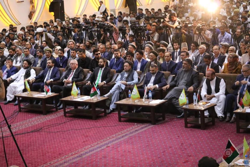 واکنش ارگ ریاست جمهوری به اعلام موجودیت ائتلاف بزرگ ملی افغانستان - خبرگزاری افغان ایرکا