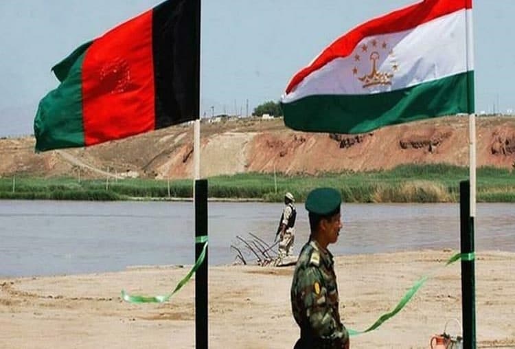300 سرباز امنیتی افغانستان به تاجیکستان عقب نشینی کردند  - خبرگزاری افغان ایرکا