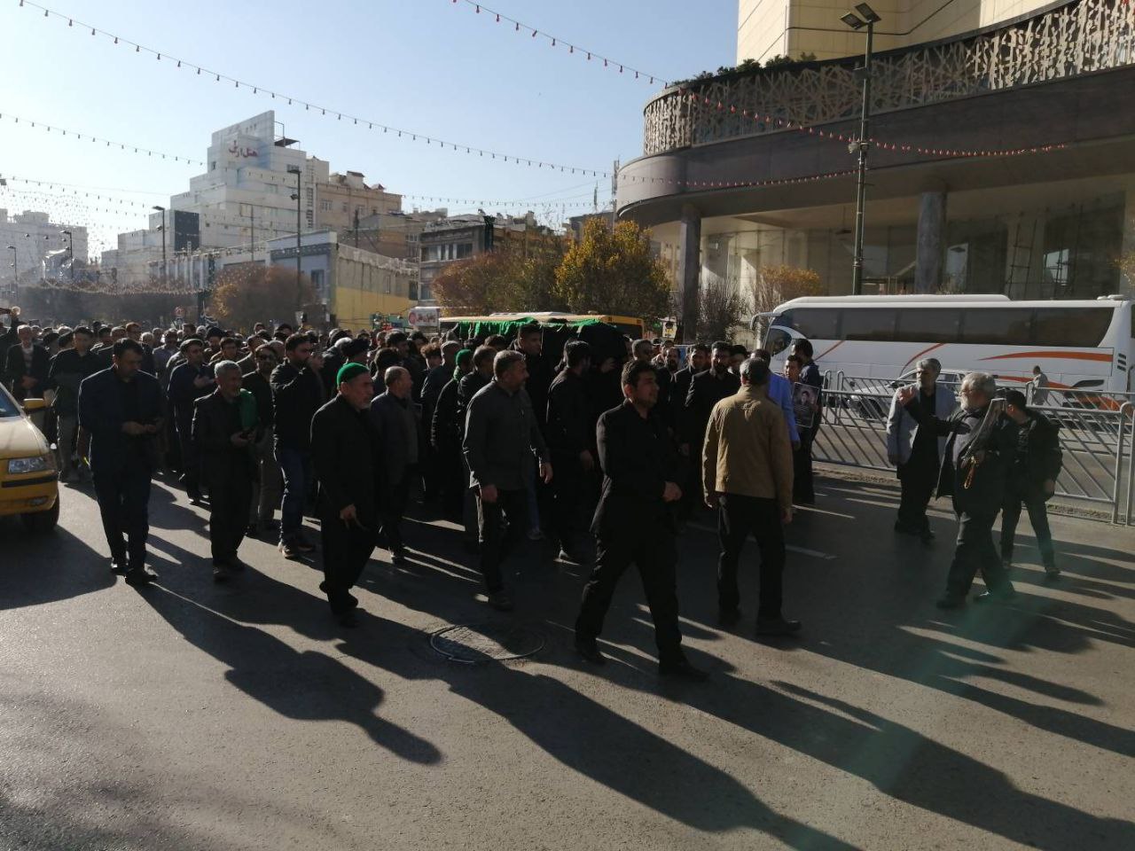 مراسم تشییع پیکر حجت الاسلام هادی در حرم مطهر رضوی برگزار شد
