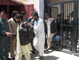 30 قاچاقبر به دستور رئیس جمهور از زندان آزاد شدند - خبرگزاری افغان ایرکا
