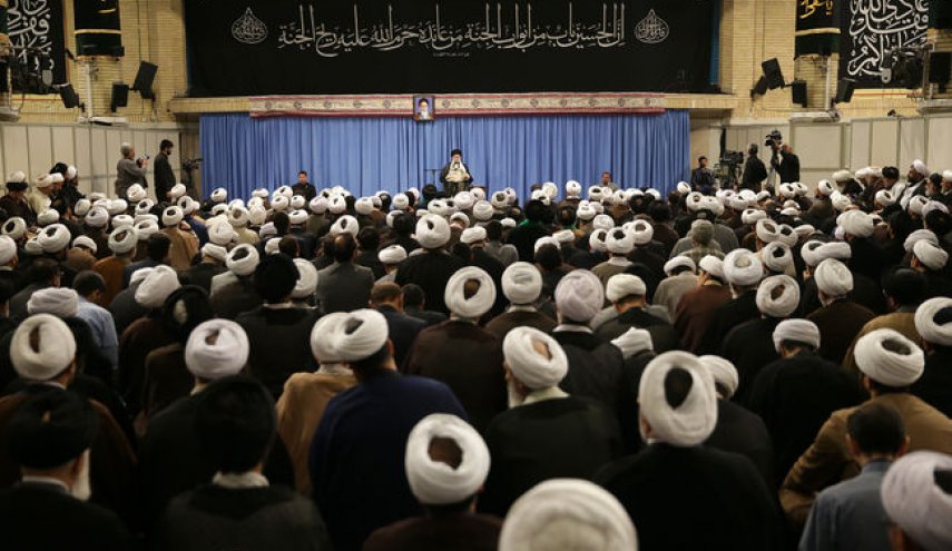 امام خامنه ای: همه مسئولان یکصدا معتقدند با آمریکا در هیچ سطحی مذاکره نخواهد شد - خبرگزاری افغان ایرکا