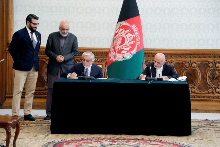 کارشکنی تیم دولت ساز در تشکیل حکومت توافقی به خصوص شورای عالی مصالحه - خبرگزاری افغان ایرکا