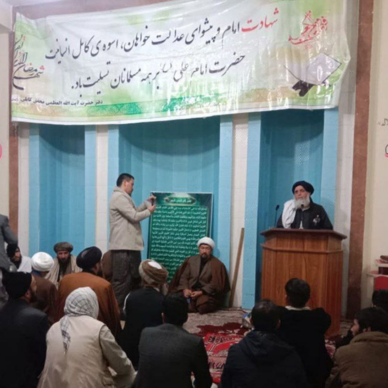 والی طالبان: زنان و دختران اکر جایگاه فاطمه زهرا(س) را درک کنند هرگز بدون حجاب بیرون نمی روند