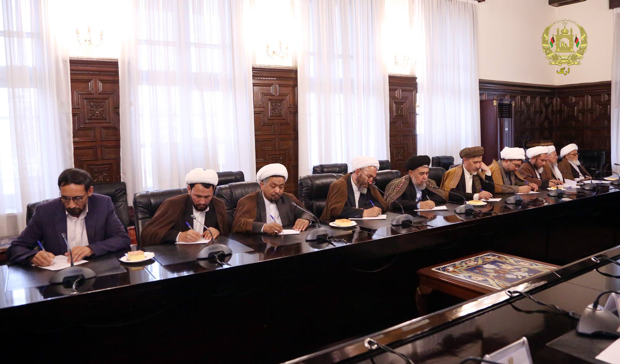 رئیس جمهور غنی در دیدار با نمایندگان شورای علمای اهل تشیع، پیشنهاد ایجاد حوزۀ چهاردهم امنیتی را منظور کرد - تصویر سوم خبر