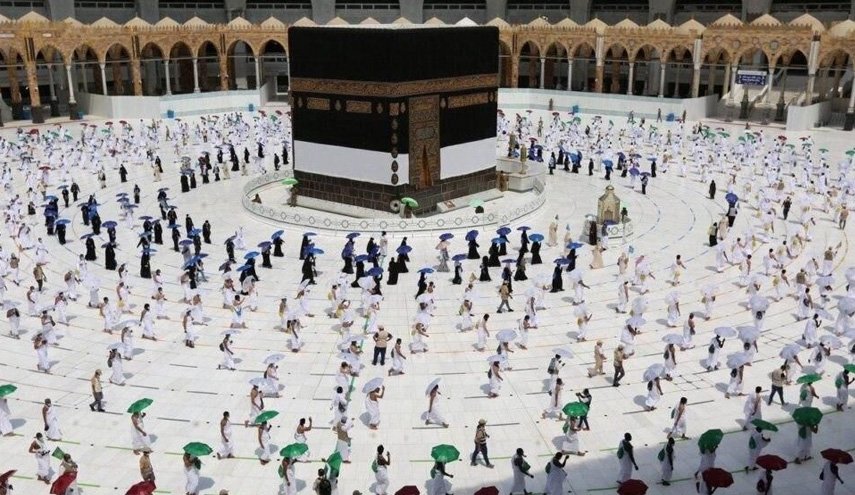 طنین لبیک حجاج بیت الله الحرام در حجی استثنایی با شرایط کرونا  - خبرگزاری افغان ایرکا