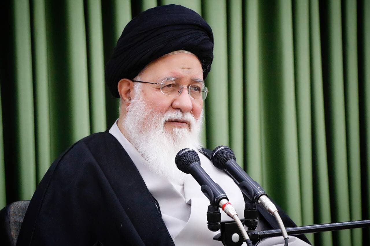  تمام مفاخر ما در عرصه علم و فرهنگ همه از افغانستان بوده اند/ در عرصه دفاع مقدس تنها ملتی که ما را کمک کردند، برادران افغانستانی ما بودند 