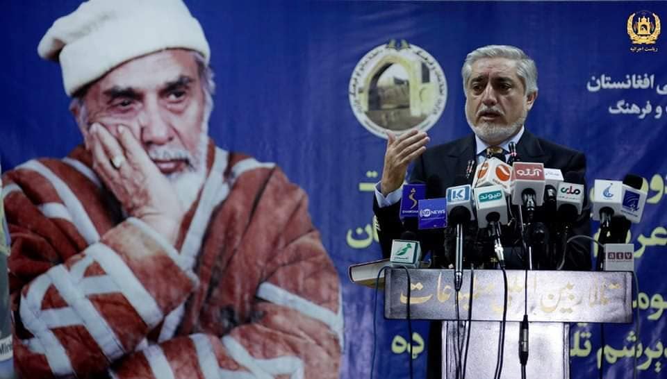 استاد خلیل الله خلیلی در صف اول شاعران برجسته ی زبان فارسی قرار داشت