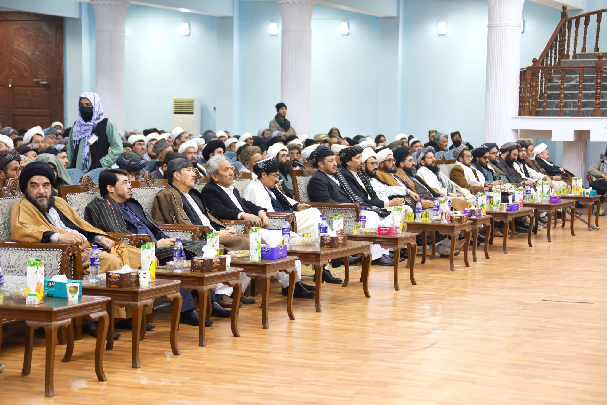 ملا برادر: همه شهروندان افغانستان از حقوق یکسان برخوردار اند - تصویر دوم خبر