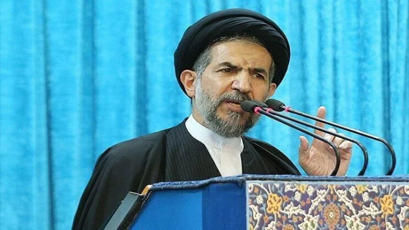 خطیب جمعه تهران: حاصل دموکراسی آمریکایی در افغانستان و عراق کشتار صدها هزار مسلمان بود