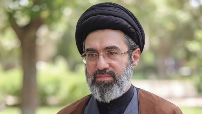 رهبر انقلاب اسلامی: زبان فارسی از بزرگترین ظرفیت ها برای ترویج فرهنگ و تمدن غنی ایرانِ است - خبرگزاری افغان ایرکا