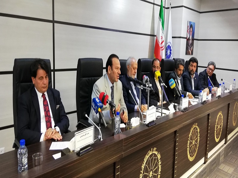 والی فراه: انتقال کالا به افغانستان تسهیل شود - خبرگزاری افغان ایرکا