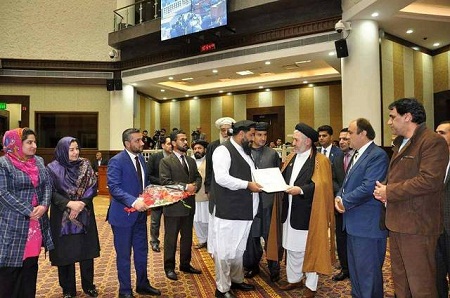 وزیر مهاجرین از سوی مجلس سنا تقدیر شد - خبرگزاری افغان ایرکا