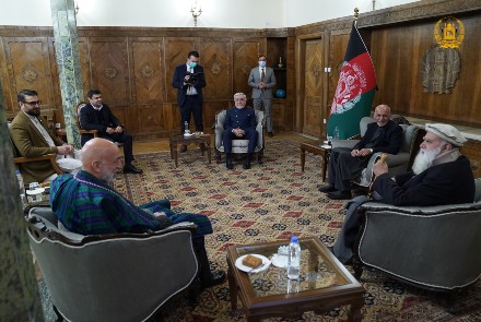 بحث ها دربارۀ حکومت موقت و تلاش ارگ برای جلب پشیبانی سیاسیون - خبرگزاری افغان ایرکا