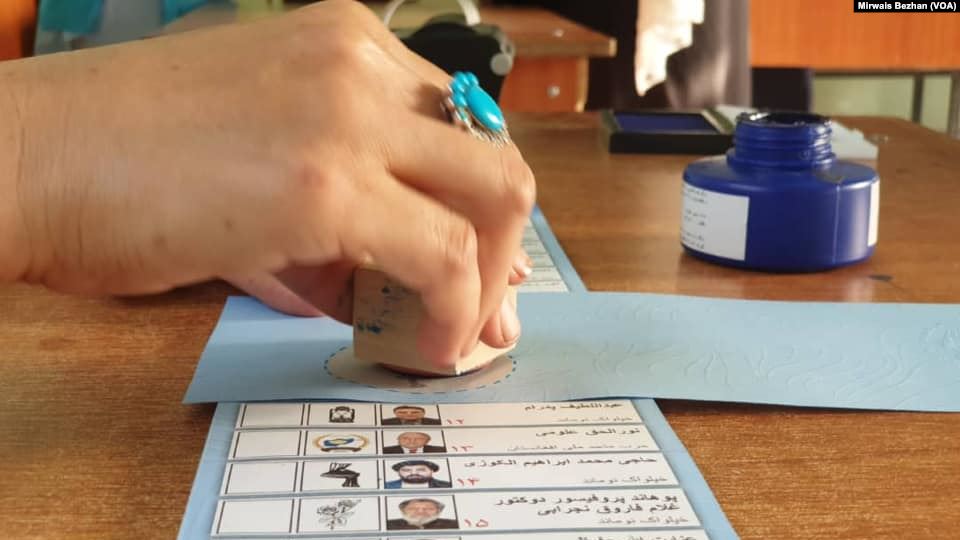 انتخابات ریاست جمهوری 6 میزان چگونه برگزار شد؟ - تصویر سوم خبر