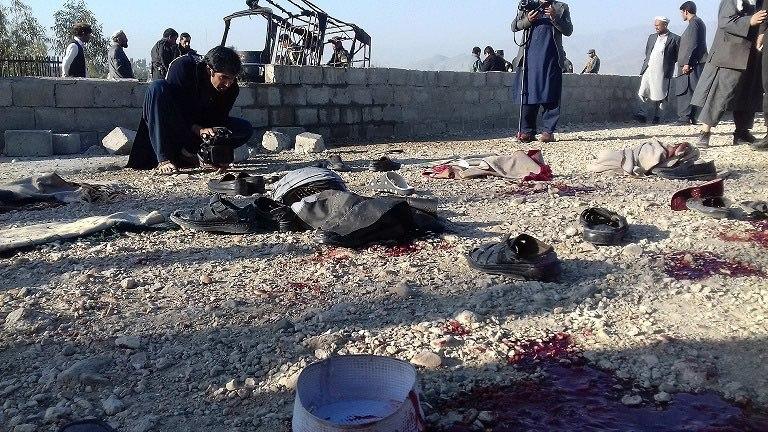 وقوع انفجار در مراسم جنازه قوماندان پولیس محلی ولسوالی خیوه ننگرهار  - خبرگزاری افغان ایرکا