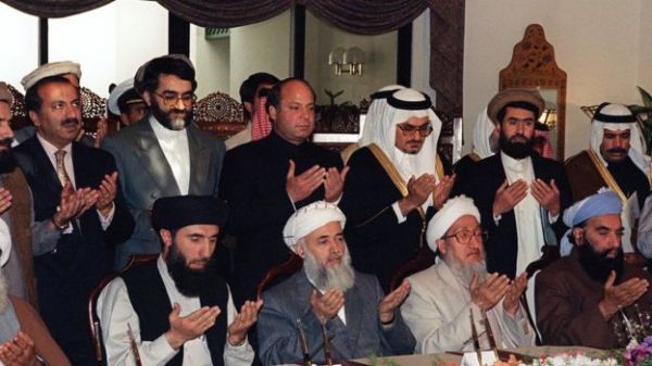 فراز و نشیب زنده گی صبغت الله مجددی یکی از رهبران جهادی افغانستان - تصویر سوم خبر
