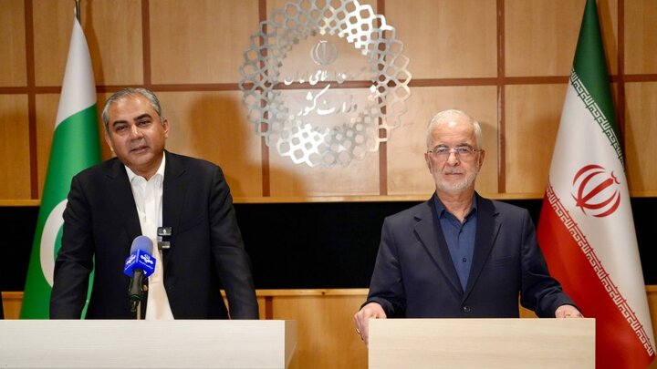 وزیر داخله پاکستان: پیام  مهمی از سوی جنرال عاصم منیر برای رهبر ایران آورده ام