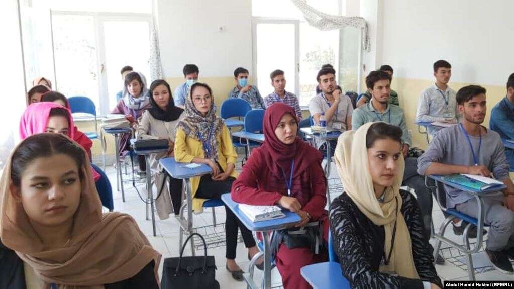  دانشجویان دانشگاه های خصوصی به خاطر فقر، ترک تحصیل می کنند - خبرگزاری افغان ایرکا