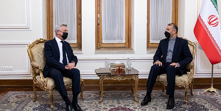 انتقاد وزیر امور خارجه ایران از حجم ناچیز کمک های بین المللی برای پناهجویان افغانستانی  - خبرگزاری افغان ایرکا