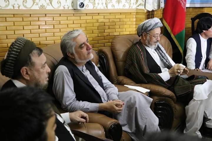 محمد محقق رسماً به تیم انتخاباتی عبدالله پیوست - تصویر سوم خبر