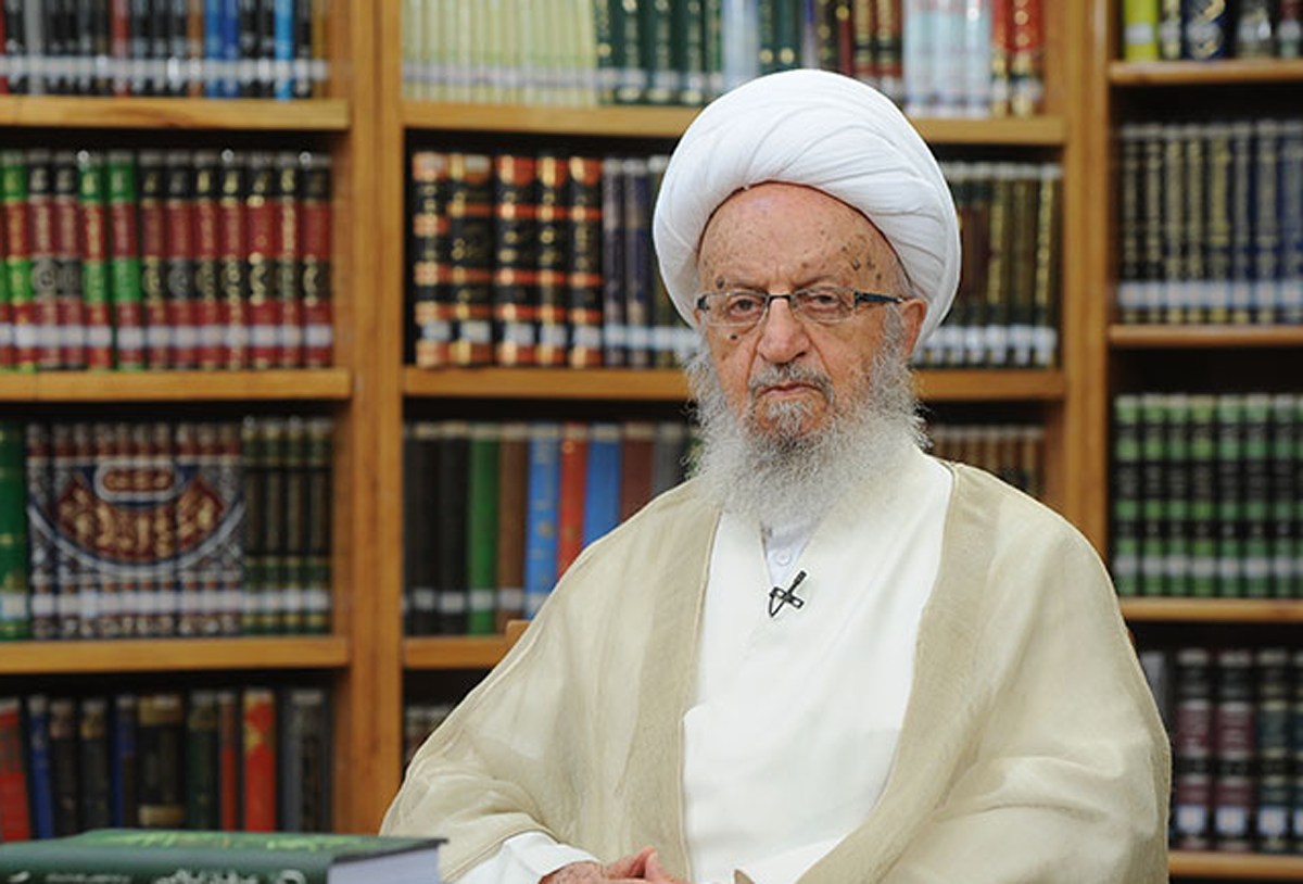 کمک آیت الله مکارم شیرازی به زلزله زدگان هرات - خبرگزاری افغان ایرکا