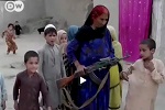 زنی 70 ساله که از 40 کودک یتیم در افغانستان مراقبت می کند - خبرگزاری افغان ایرکا