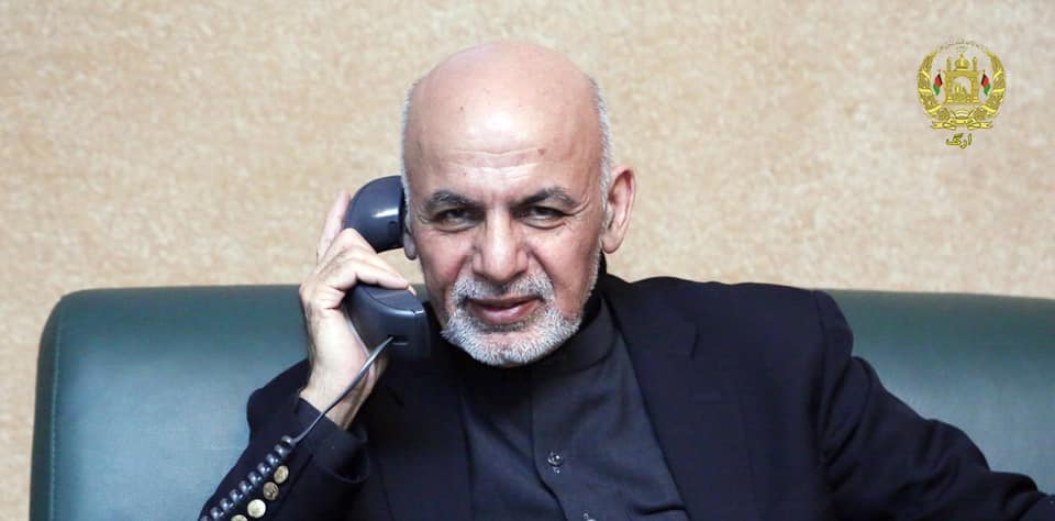 رئیس جمهور غنی و وزیر امور خارجۀ چین صحبت تیلفونی نمودند - خبرگزاری افغان ایرکا