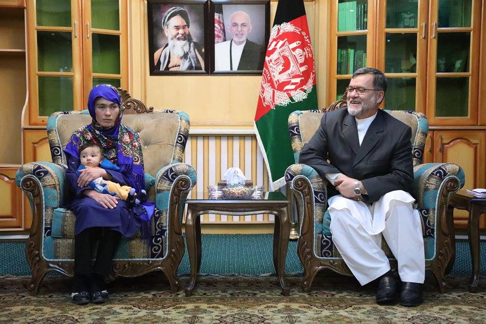 خانمی که در کانکور یکی از موسسات تحصیلات عالی خبرساز شد با معاون رییس جمهور دیدار کرد - خبرگزاری افغان ایرکا