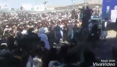 برخورد نامناسب محافظین اشرف غنی و نیروهای امنیتی با مردم هرات در کمپاین انتخاباتی تیم دولت ساز - خبرگزاری افغان ایرکا
