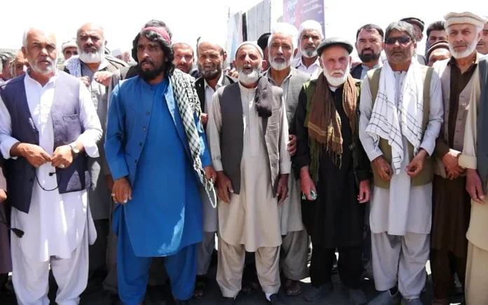 تداوم بلاتکلیفی بازنشستگان؛ سه ماه پس از فرمان رهبر طالبان، حقوق ها هنوز پرداخت نشده است - خبرگزاری افغان ایرکا