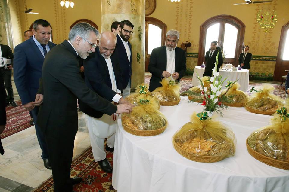 دیدار غنی با سفرای کشورهای حوزه نوروز در ارگ ریاست جمهوری - خبرگزاری افغان ایرکا