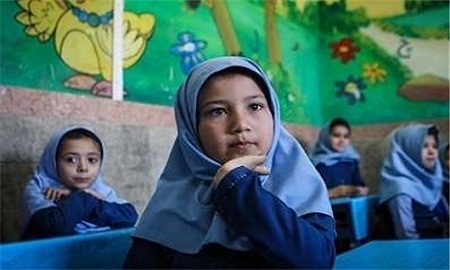 سرپرست امور اتباع و مهاجران خارجی ولایت تهران از افزایش 60 درصدی نرخ باسوادی مهاجران افغانستانی خبر داد - خبرگزاری افغان ایرکا