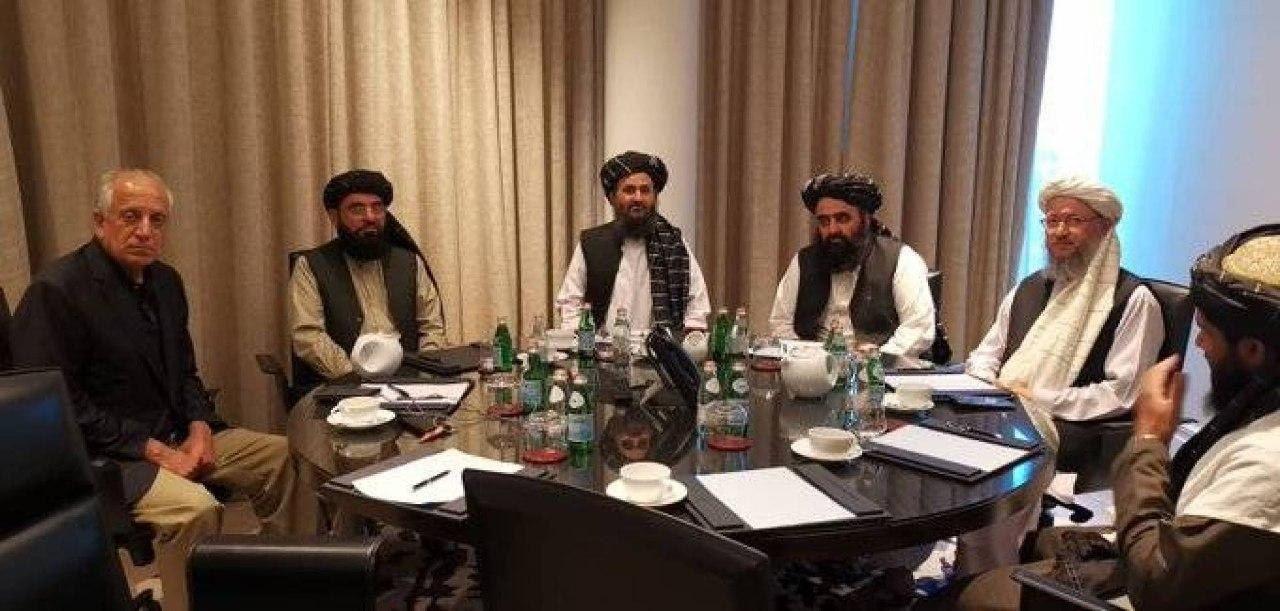 خلیل زاد در دیدار با ملابرادر بر کاهش تدریجی خشونت که منجر به آتش بس شود، گفتگو کرده است - خبرگزاری افغان ایرکا