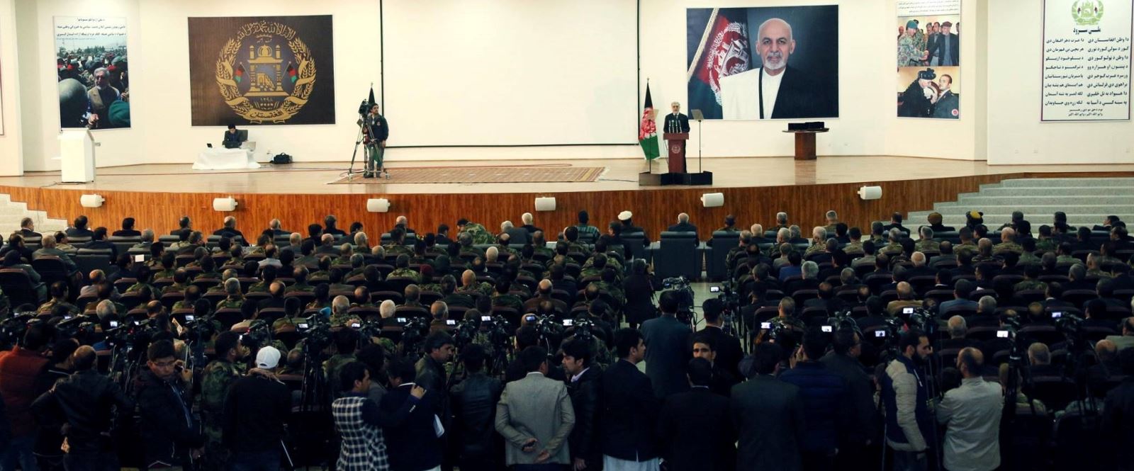 دکتور عبدالله: مسلکی سازی و غیرسیاسی شدن نهادهای امنیتی اجتناب ناپذیر است - تصویر دوم خبر