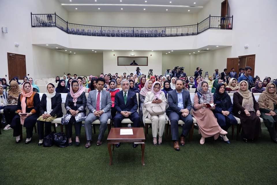 عبدالله به طالبان: مردم نمی خواهند افغانستان به جهنم گذشته برگردد - تصویر سوم خبر