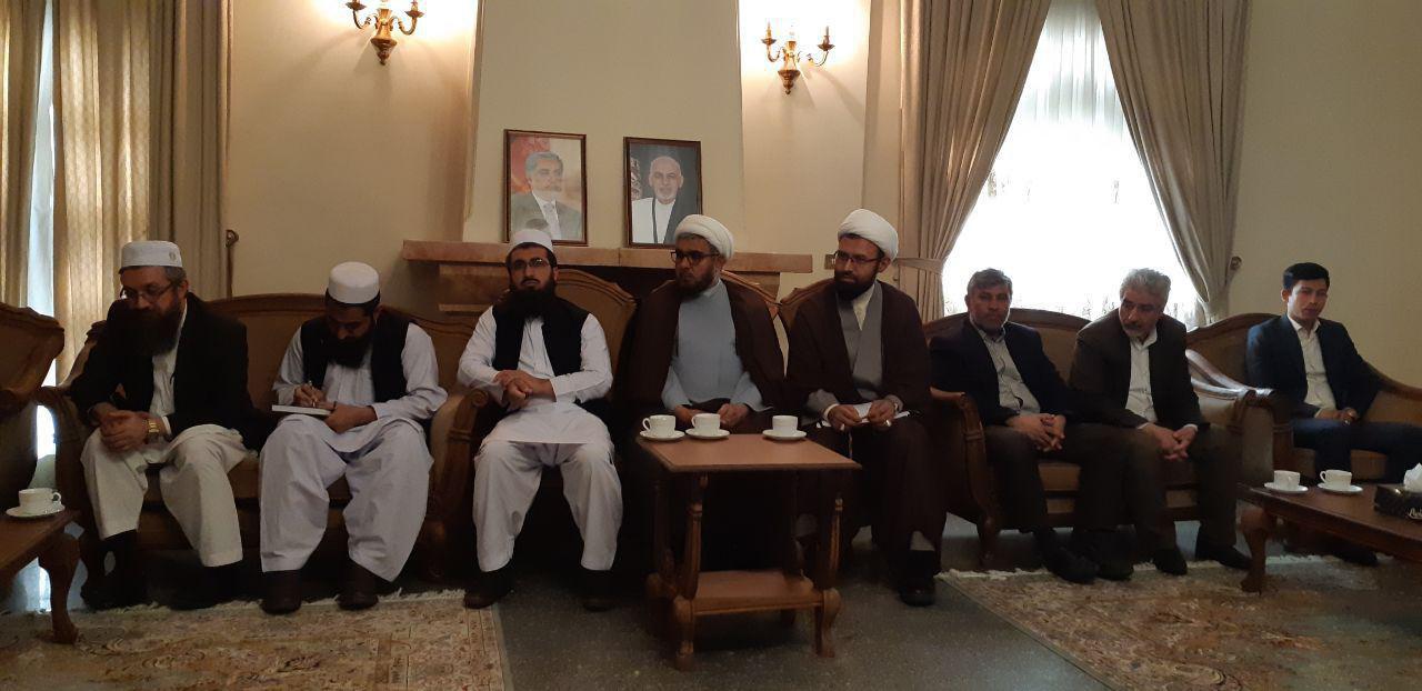 دیدار سرپرست سفارت افغانستان با جمعی از علماء و نمایندگان مهاجرین در ایران برای کمک به مهاجرین آسیب دیده از سیل در ولایت گلستان ایران - تصویر سوم خبر