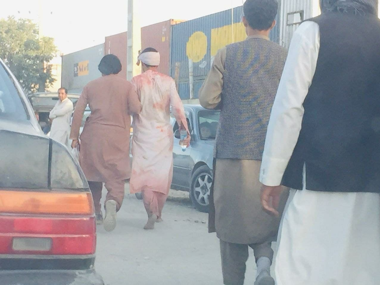 وقوع دو انفجار در نزدیکی فرودگاه کابل، انفجار به دست یک عامل انتحاری روی داده - تصویر دوم خبر