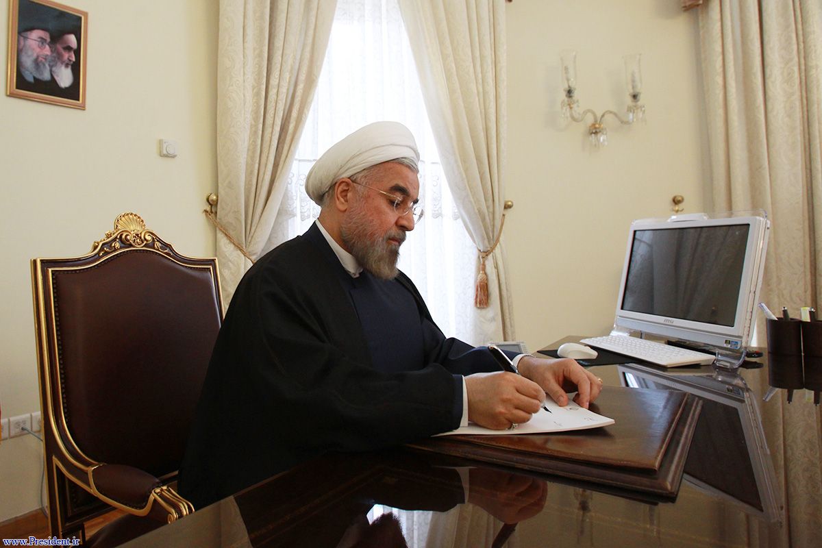 دکتر روحانی « قانون اصلاح قانون تعیین تکلیف تابعیت فرزندان حاصل از ازدواج زنان ایرانی با مردان خارجی» را برای اجرا ابلاغ کرد - خبرگزاری افغان ایرکا