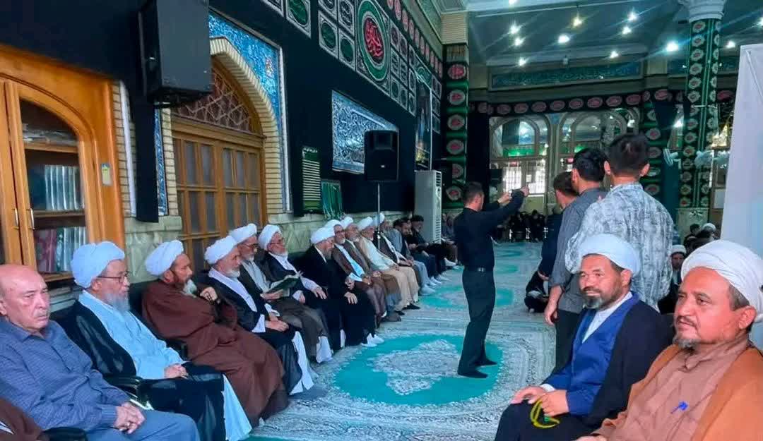 برگزاری مراسم ختم قرآن کریم و بزرگداشت رهبر شهید آیت الله خامنه ای با حضور گسترده مهاجران افغانستانی در قم - تصویر سوم خبر