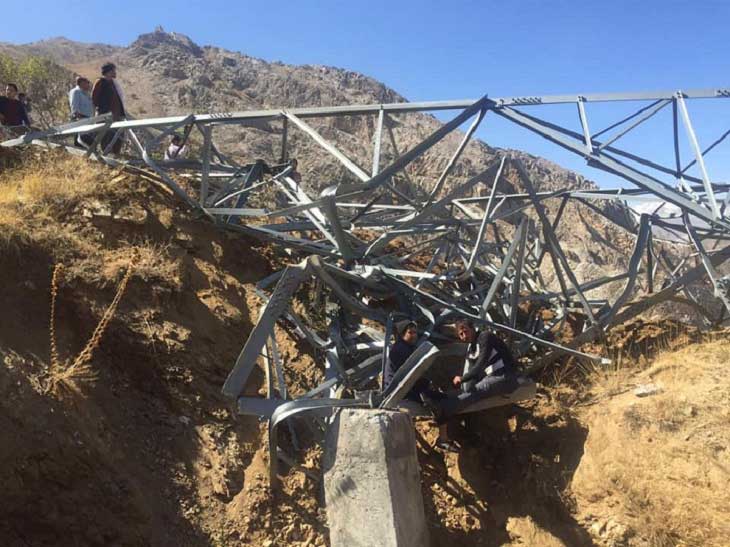 بازداشت چهار باشندۀ سالنگ به اتهام دست داشتن در کار منهدم ساختن پایۀ برق  - خبرگزاری افغان ایرکا