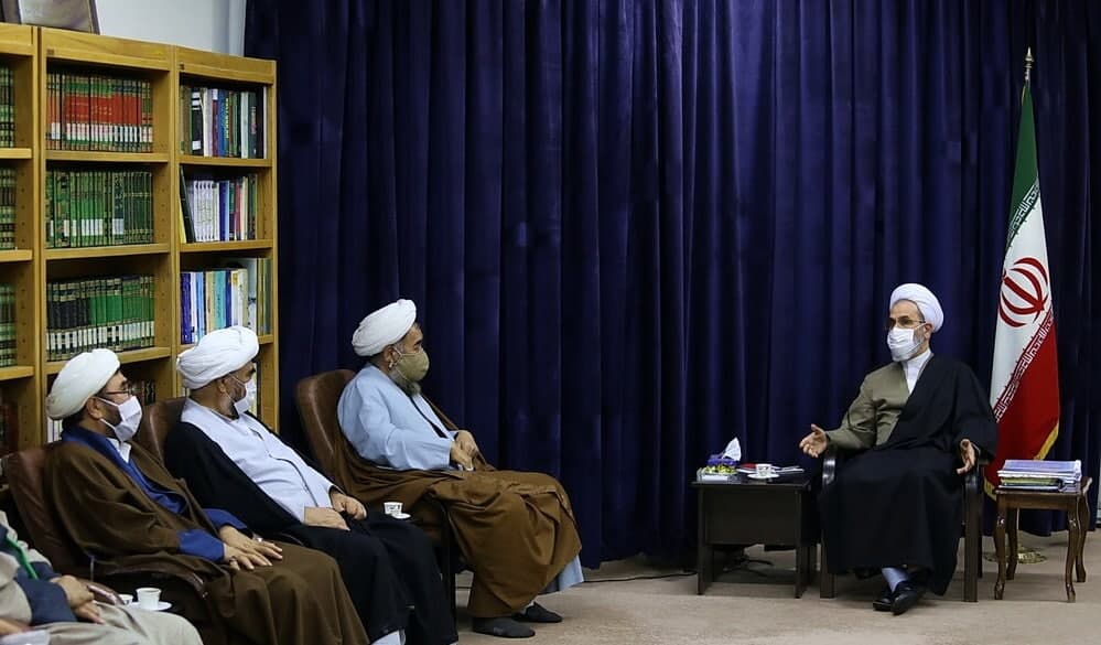 تعامل علمای شیعه وسنی افغانستان الگوی مناسبی برای سایر کشور هاست / از رویکردهای فرقه ای و مذهبی پرهیز شود
