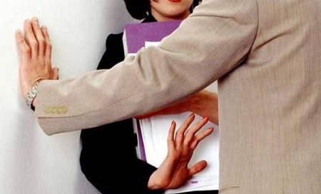 دیدگاه داکتر بتول سید حیدری دربارۀ جنجال های اخیر افتضاح اخلاقی؛ مرد قربانی است یا زن؟ - خبرگزاری افغان ایرکا
