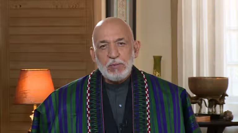طالبان در پاسخ به درخواست کرزی برای بازگشایی دانشگاه ها به روی دختران: حق اظهارنظر درباره افغانستان را نداری! طالبان در پاسخ به درخواست کرزی برای بازگشایی دانشگاه ها به روی دختران: حق اظهارنظر درباره افغانستان را نداری!