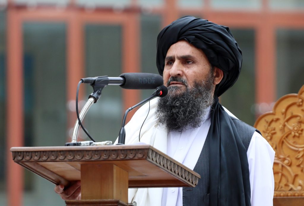  سفر ملا برادر به کنر؛ درخواست رفع تحریم ها برای کمک به زلزله زدگان 