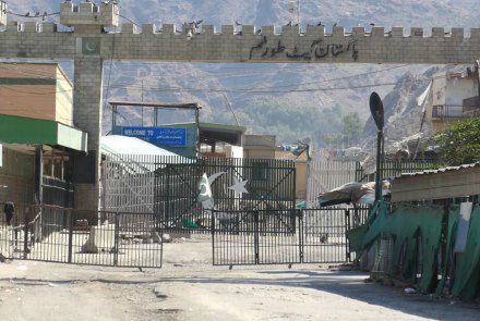 پاکستان: مرز با افغانستان تا اقدام قاطع طالبان علیه تی تی پی بسته می ماند پاکستان: مرز با افغانستان تا اقدام قاطع طالبان علیه تی تی پی بسته می ماند