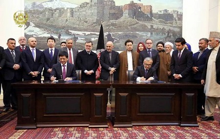 قرار داد ساخت سرک دره صوف یگاولنگ به امضا رسید - خبرگزاری افغان ایرکا