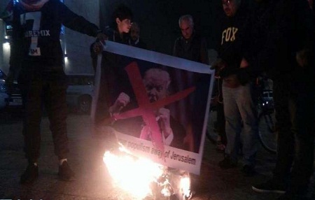 تصاویر رئیس جمهور آمریکا در فلسطین به آتش کشیده شد - خبرگزاری افغان ایرکا