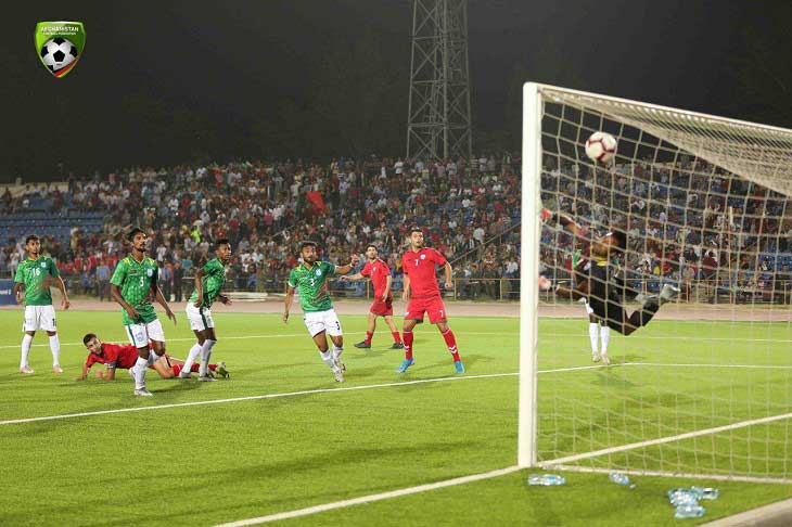 تیم ملی فوتبال افغانستان تیم ملی بنگلادیش را 1-0 شکست داد - خبرگزاری افغان ایرکا
